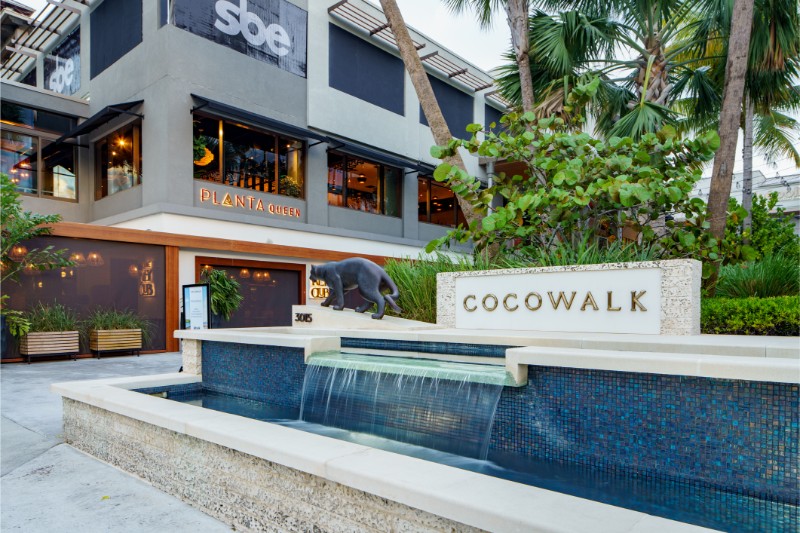 Dining and Shopping in Coconut Grove
